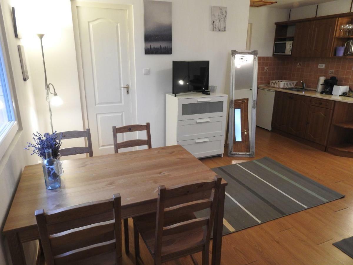 Akali Apartman Balatonakali Eksteriør billede