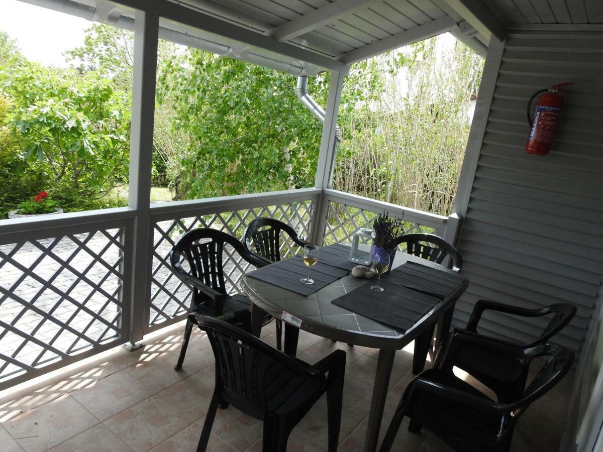 Akali Apartman Balatonakali Eksteriør billede